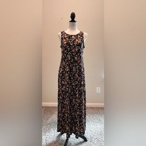 Vince Camuto Women’s Sleeveless Floral Maxi Dress w/ Slit
